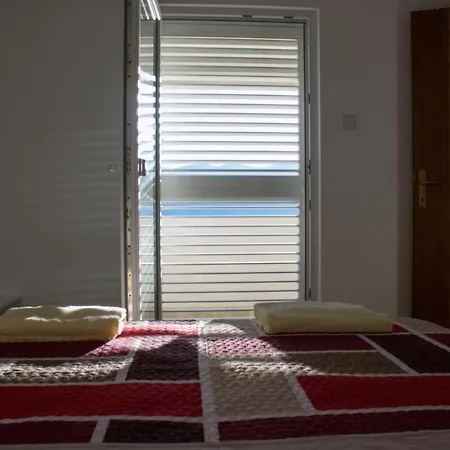 New&Charming Sea View M&M Apartment In Pag Appartement *